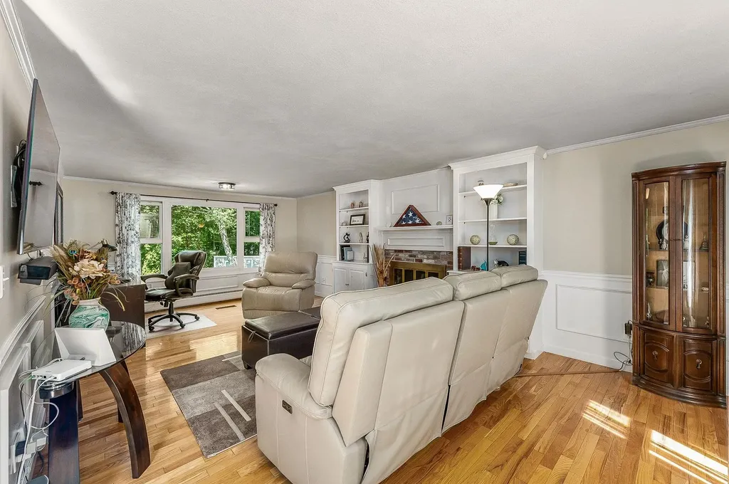 9 Pleasant View Drive Exeter NH 03833