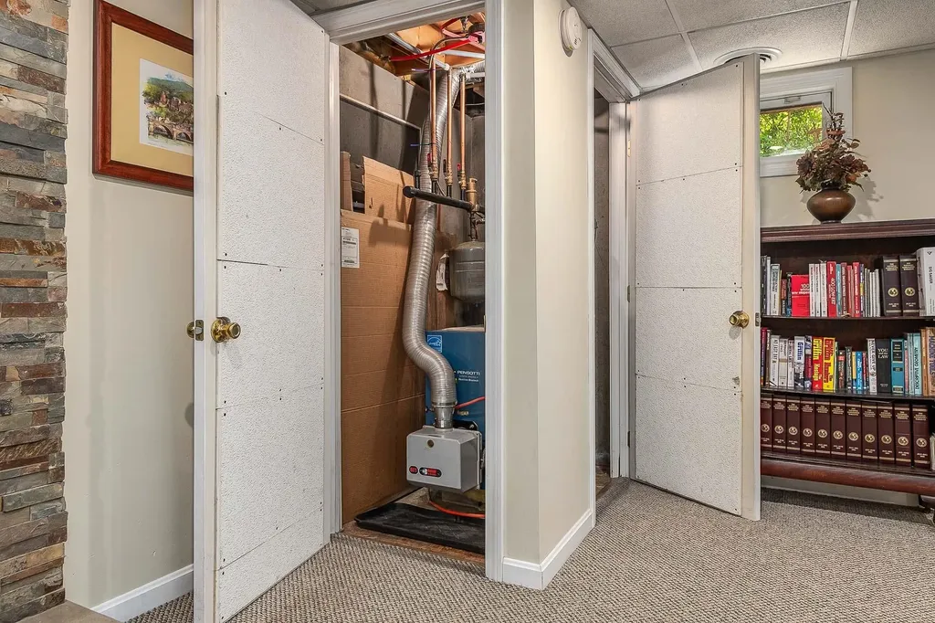 9 Pleasant View Drive Exeter NH 03833