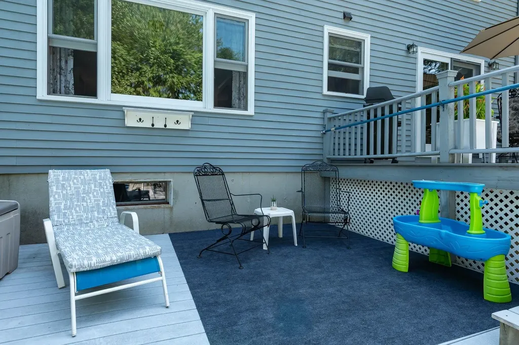 9 Pleasant View Drive Exeter NH 03833