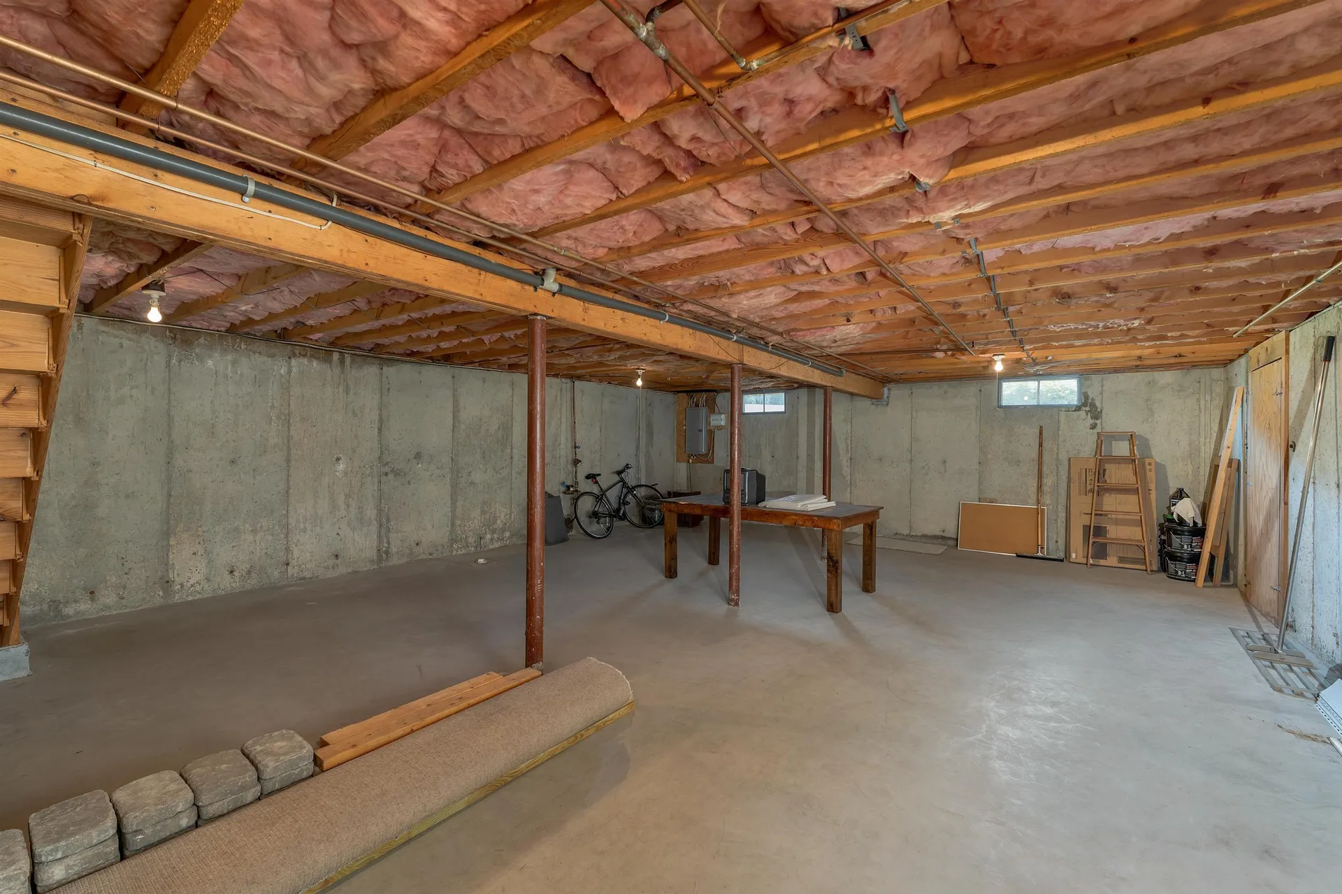 9 Catalina Lane Nashua NH 03064
