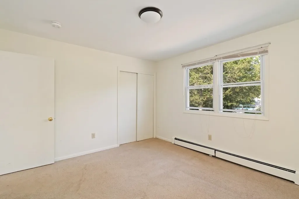 44 Cottage Grove Burlington VT 05408