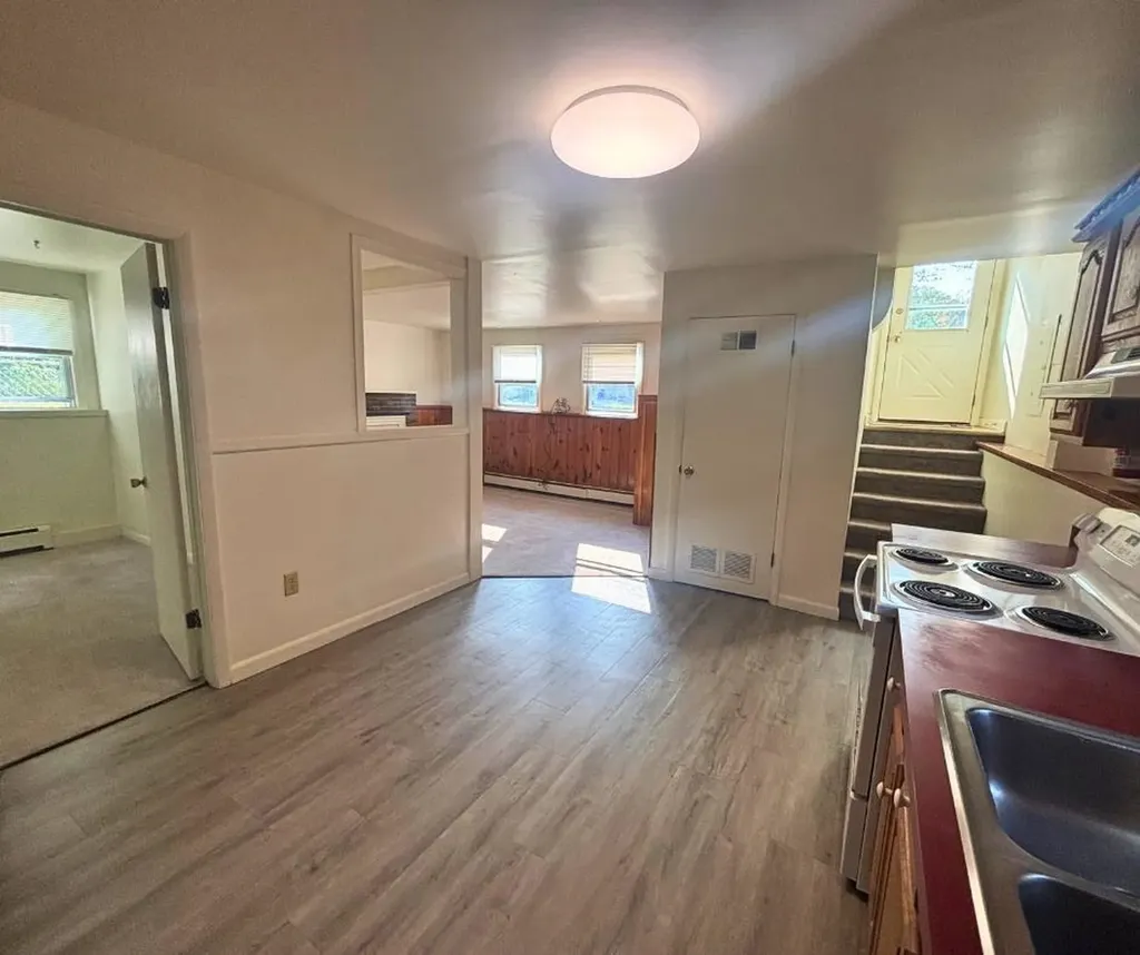 44 Cottage Grove Burlington VT 05408