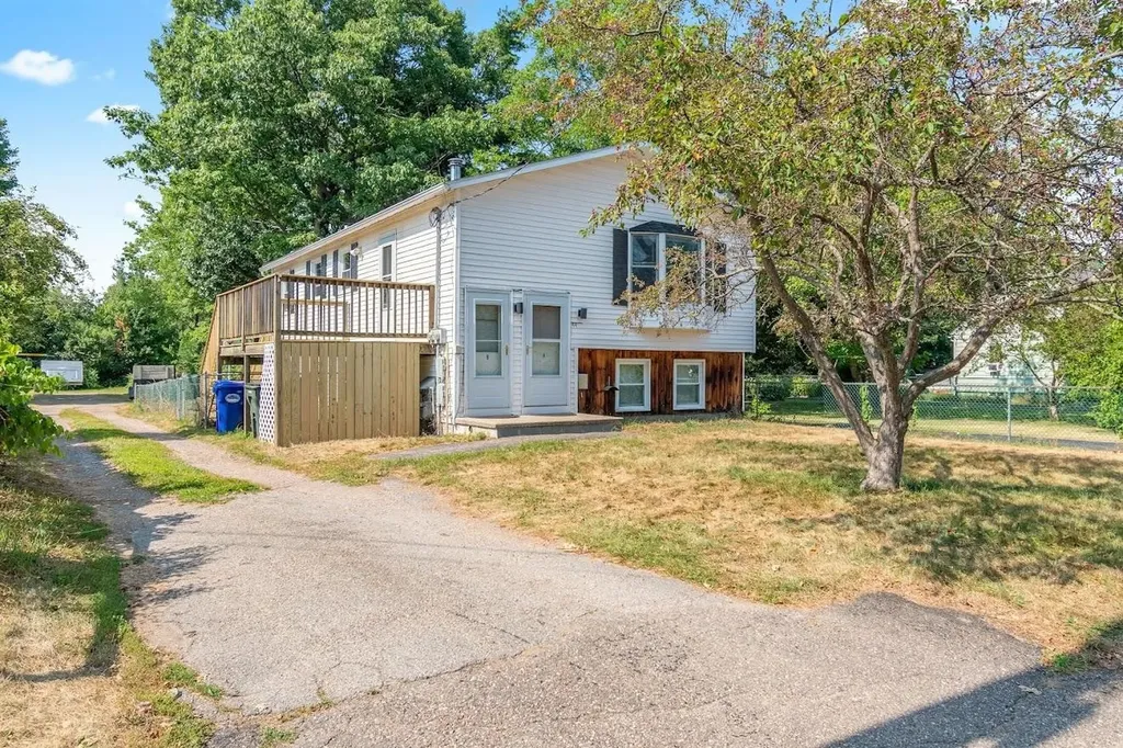 44 Cottage Grove Burlington VT 05408