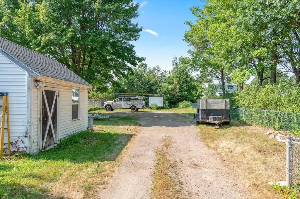 44 Cottage Grove Burlington VT 05408