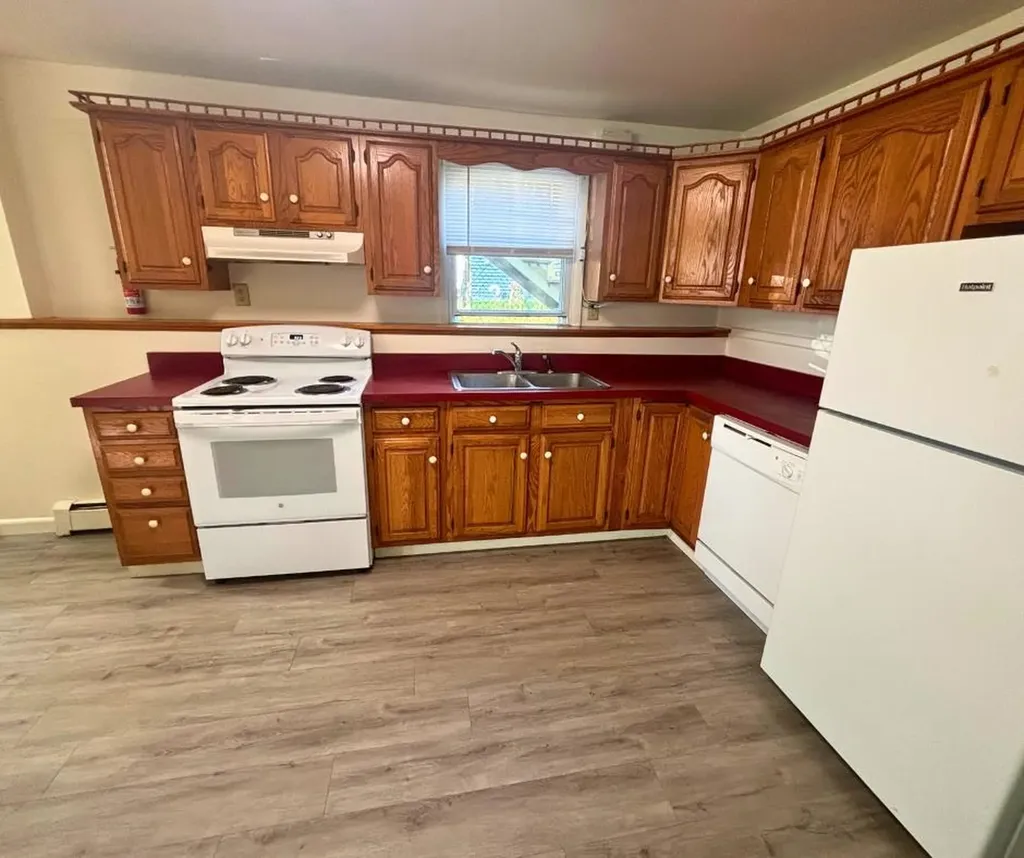 44 Cottage Grove Burlington VT 05408