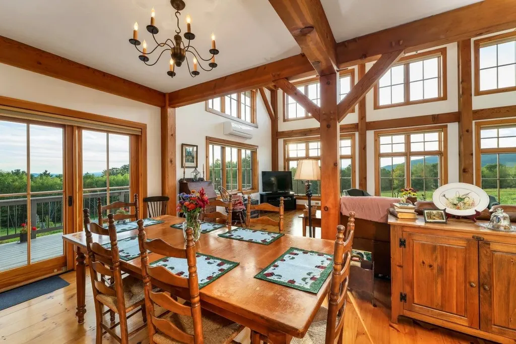 11 Winners Circle Farm Road Tuftonboro NH 03816