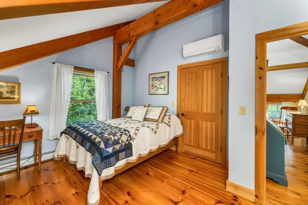 11 Winners Circle Farm Road Tuftonboro NH 03816