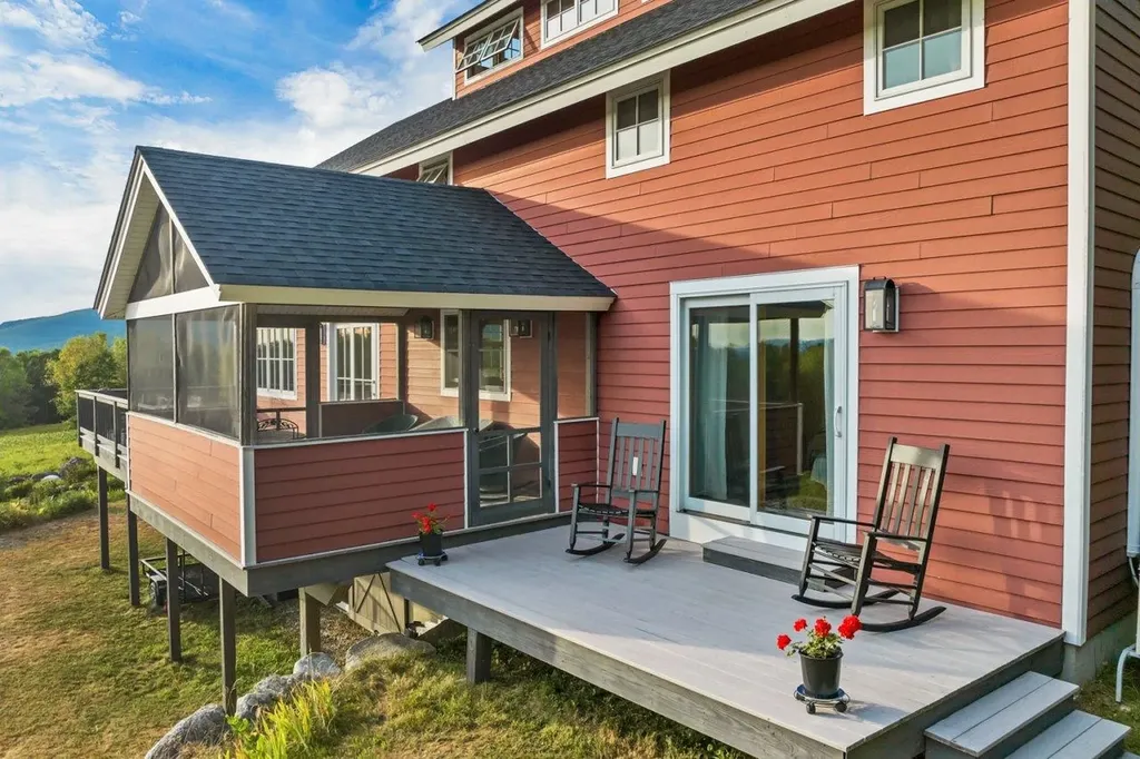 11 Winners Circle Farm Road Tuftonboro NH 03816