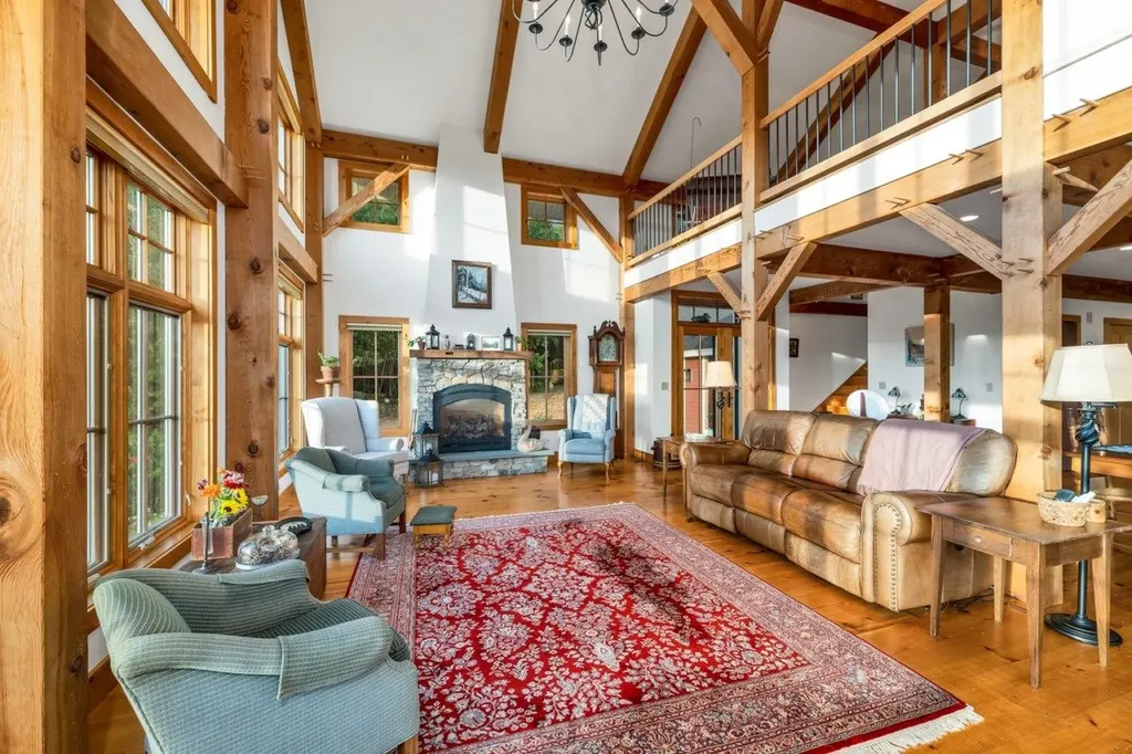 11 Winners Circle Farm Road Tuftonboro NH 03816