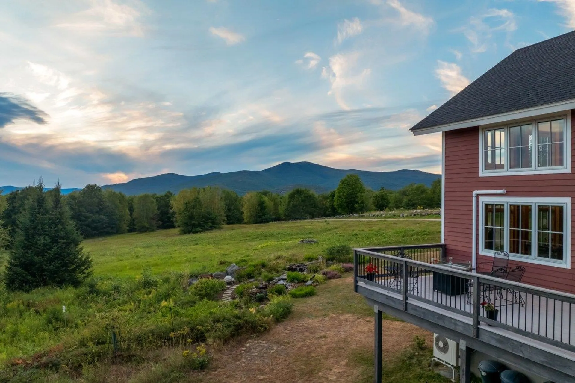 11 Winners Circle Farm Road Tuftonboro NH 03816