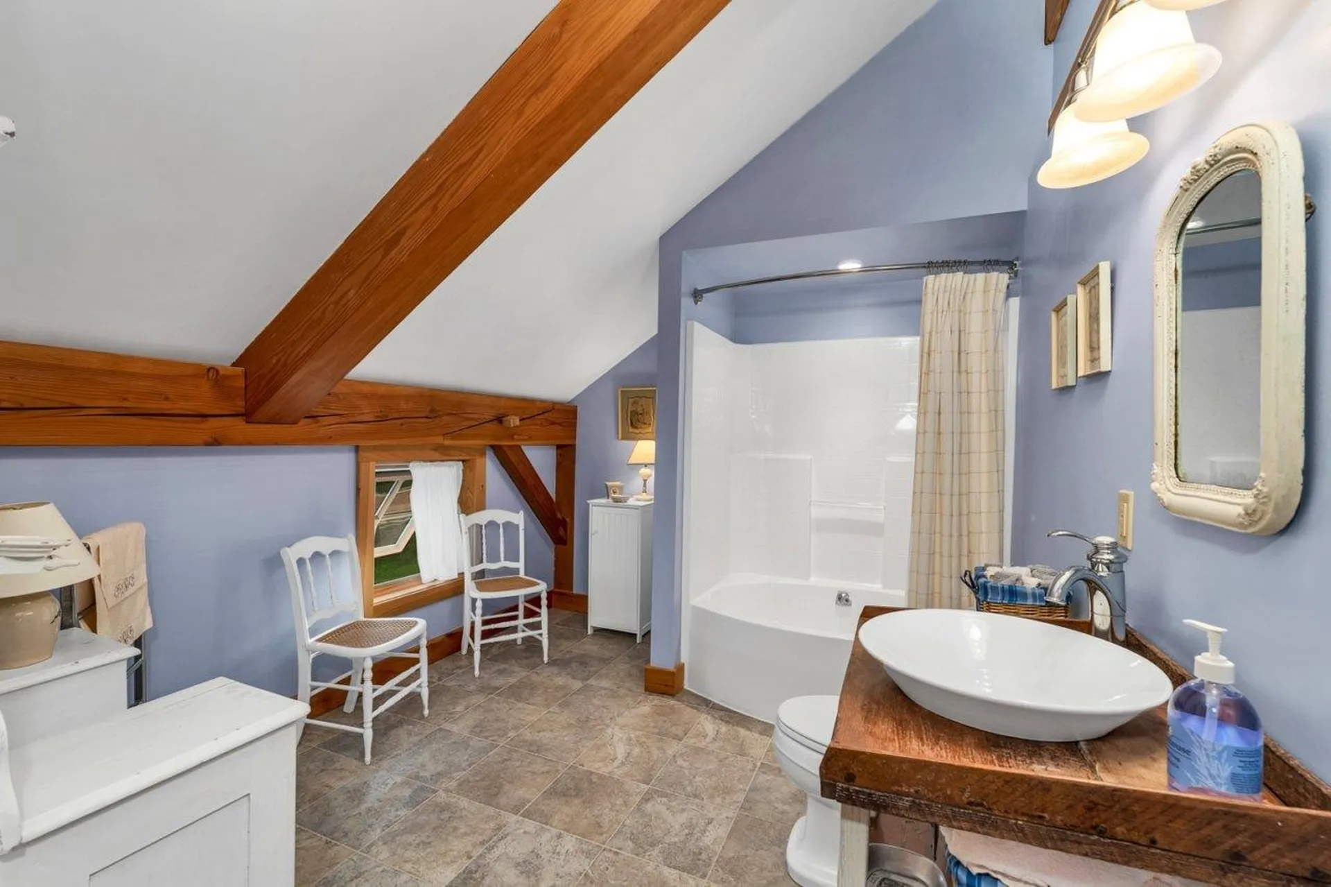 11 Winners Circle Farm Road Tuftonboro NH 03816