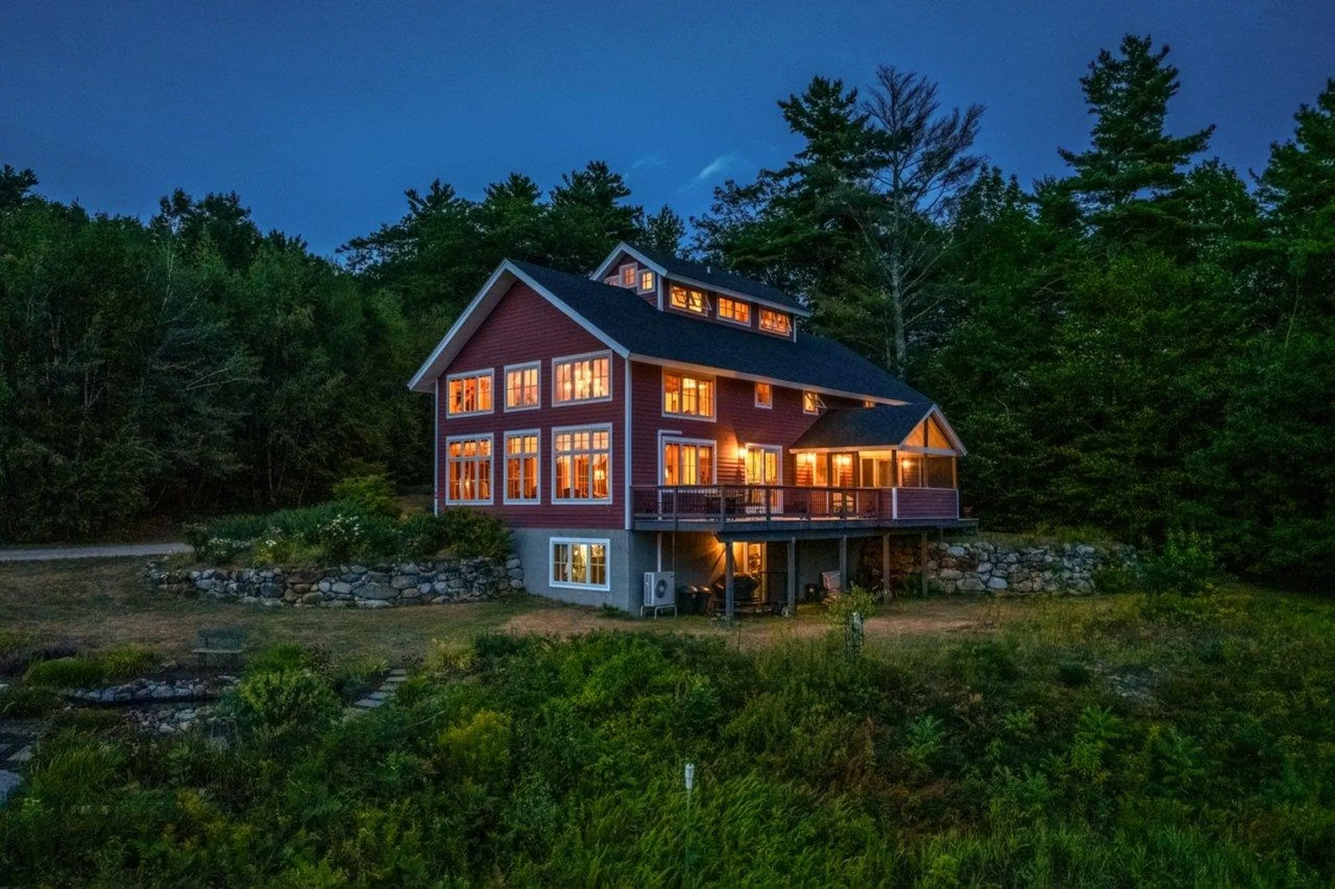 11 Winners Circle Farm Road Tuftonboro NH 03816