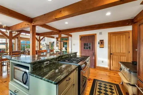 11 Winners Circle Farm Road Tuftonboro NH 03816