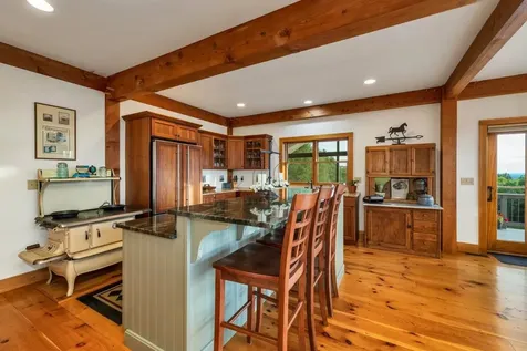 11 Winners Circle Farm Road Tuftonboro NH 03816