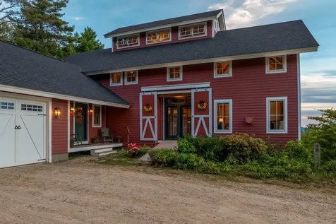 11 Winners Circle Farm Road Tuftonboro NH 03816