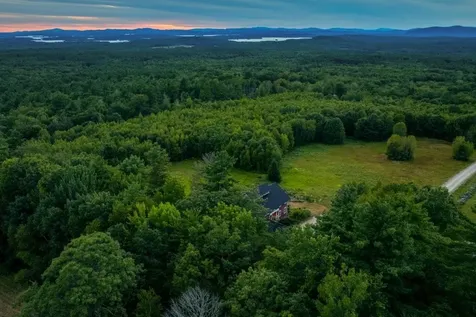 11 Winners Circle Farm Road Tuftonboro NH 03816