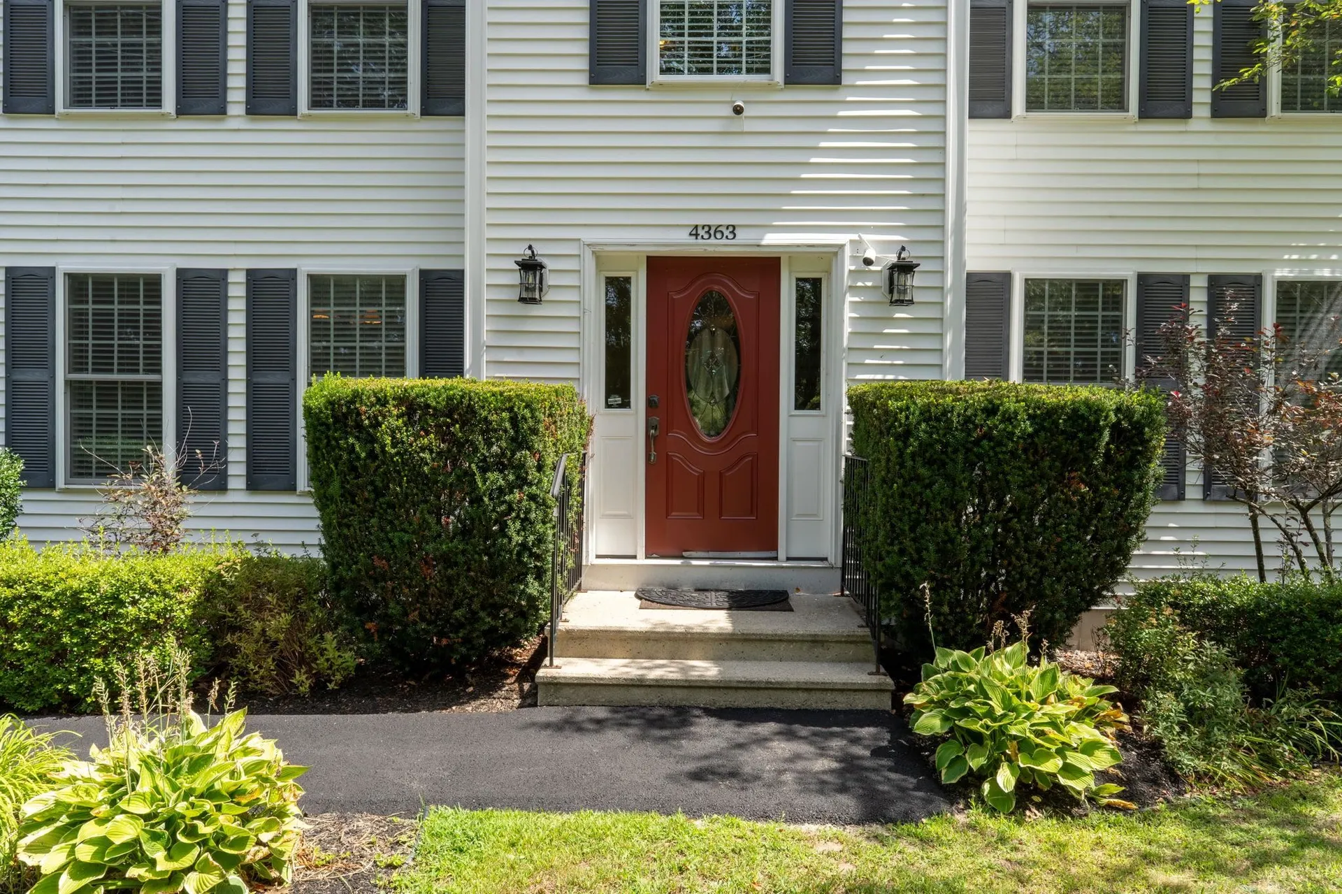 4363 Brown Avenue Manchester NH 03103