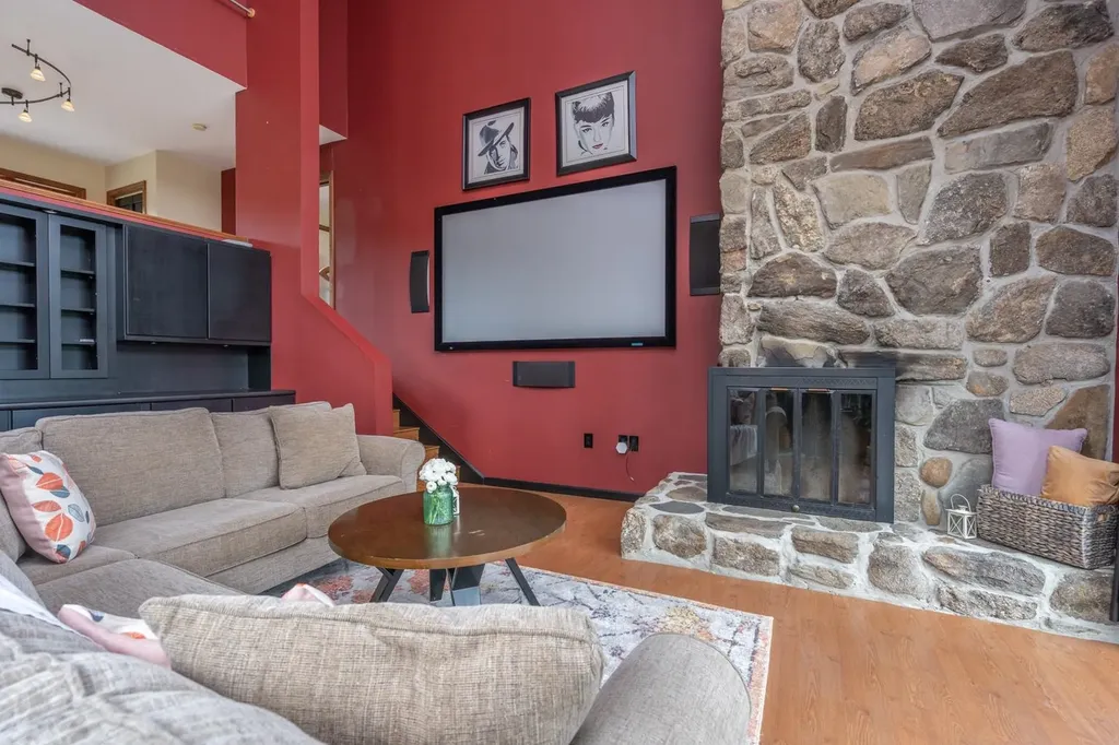 67 Spruce Pond Drive Strafford NH 03884
