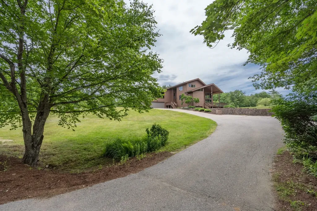 67 Spruce Pond Drive Strafford NH 03884