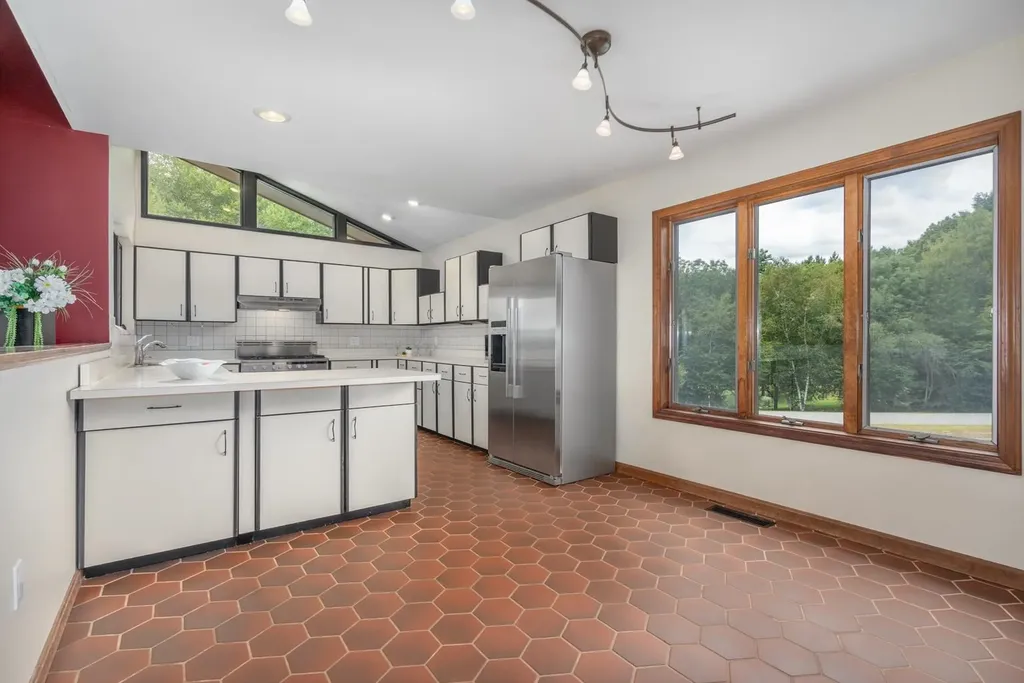 67 Spruce Pond Drive Strafford NH 03884