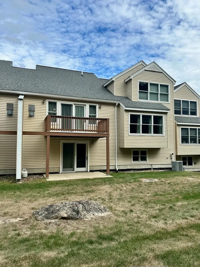 21 Coles Way Atkinson NH 03811