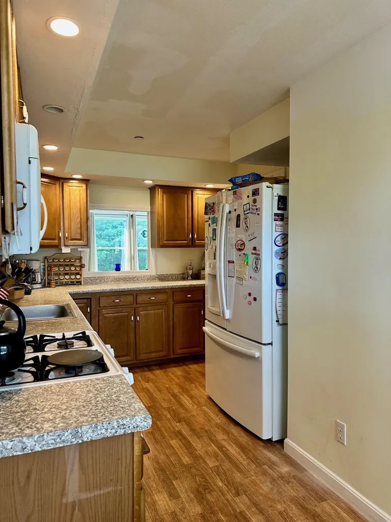 21 Coles Way Atkinson NH 03811