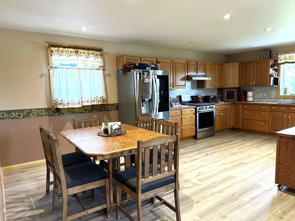 550 Petes Pond Road Hardwick VT 05836