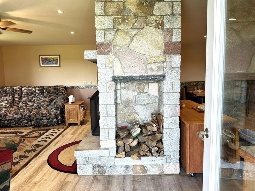 550 Petes Pond Road Hardwick VT 05836