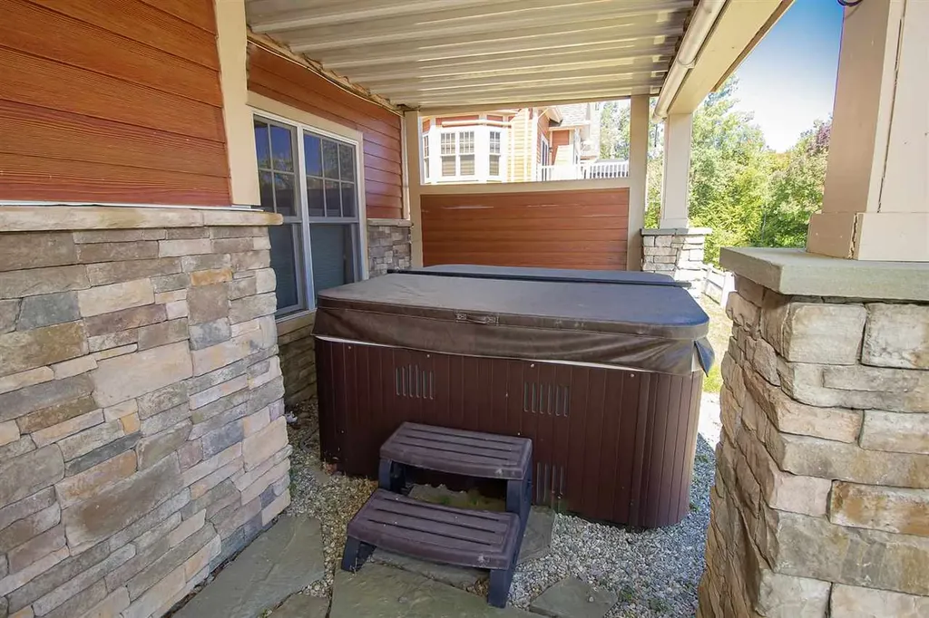 3F Slalom Lane Dover VT 05356