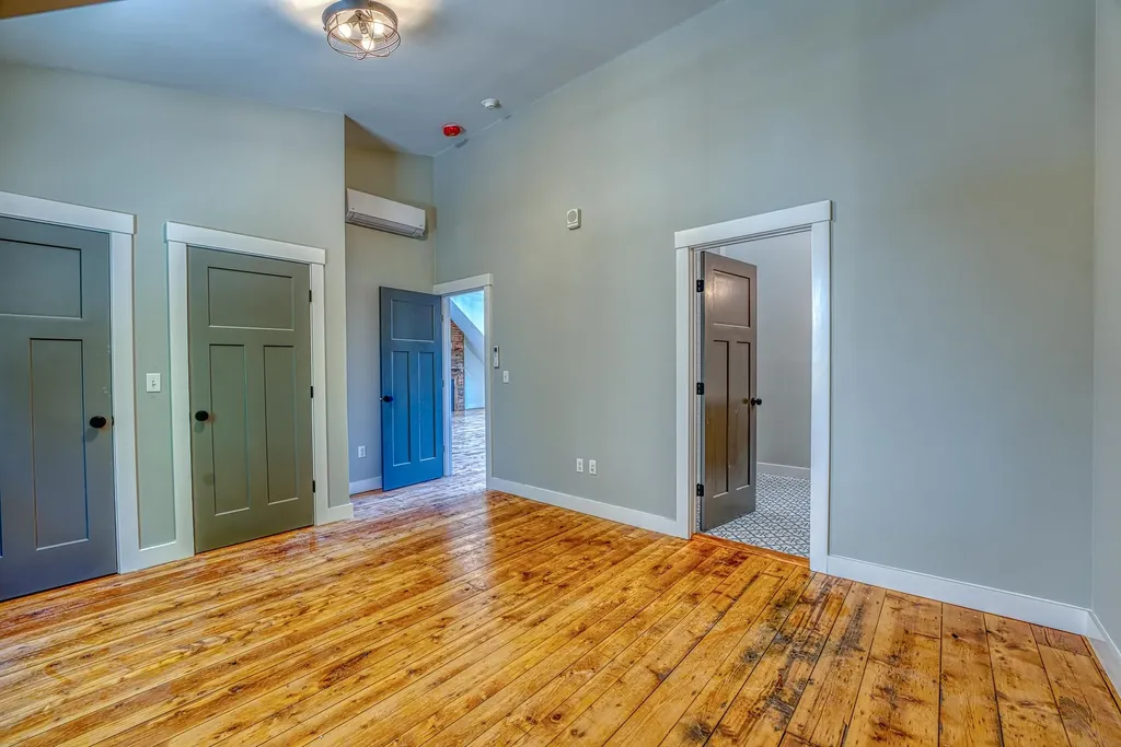 1002 Route 3 Holderness NH 03245