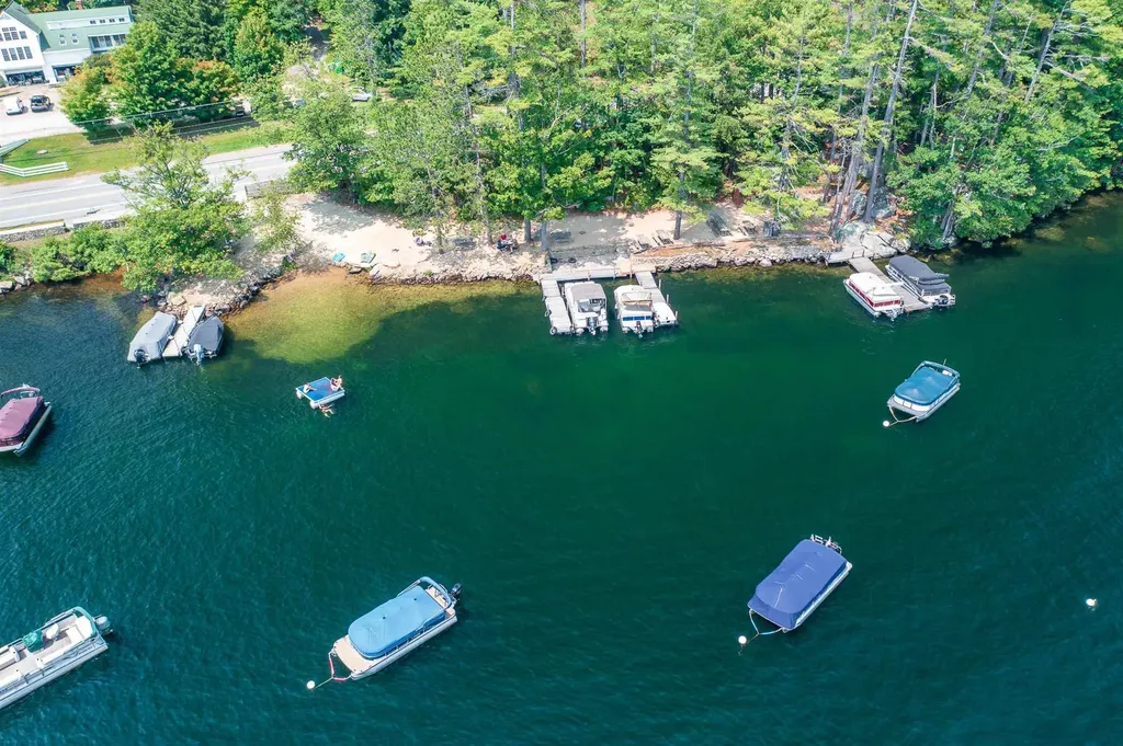 1002 Route 3 Holderness NH 03245