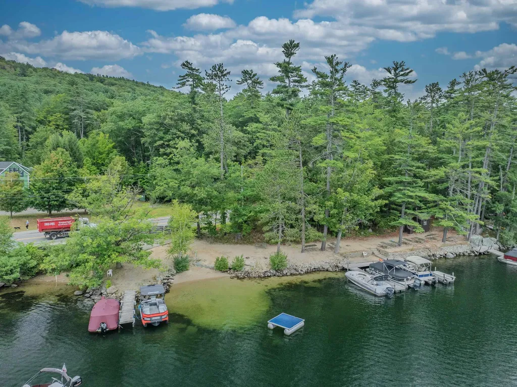 1002 Route 3 Holderness NH 03245