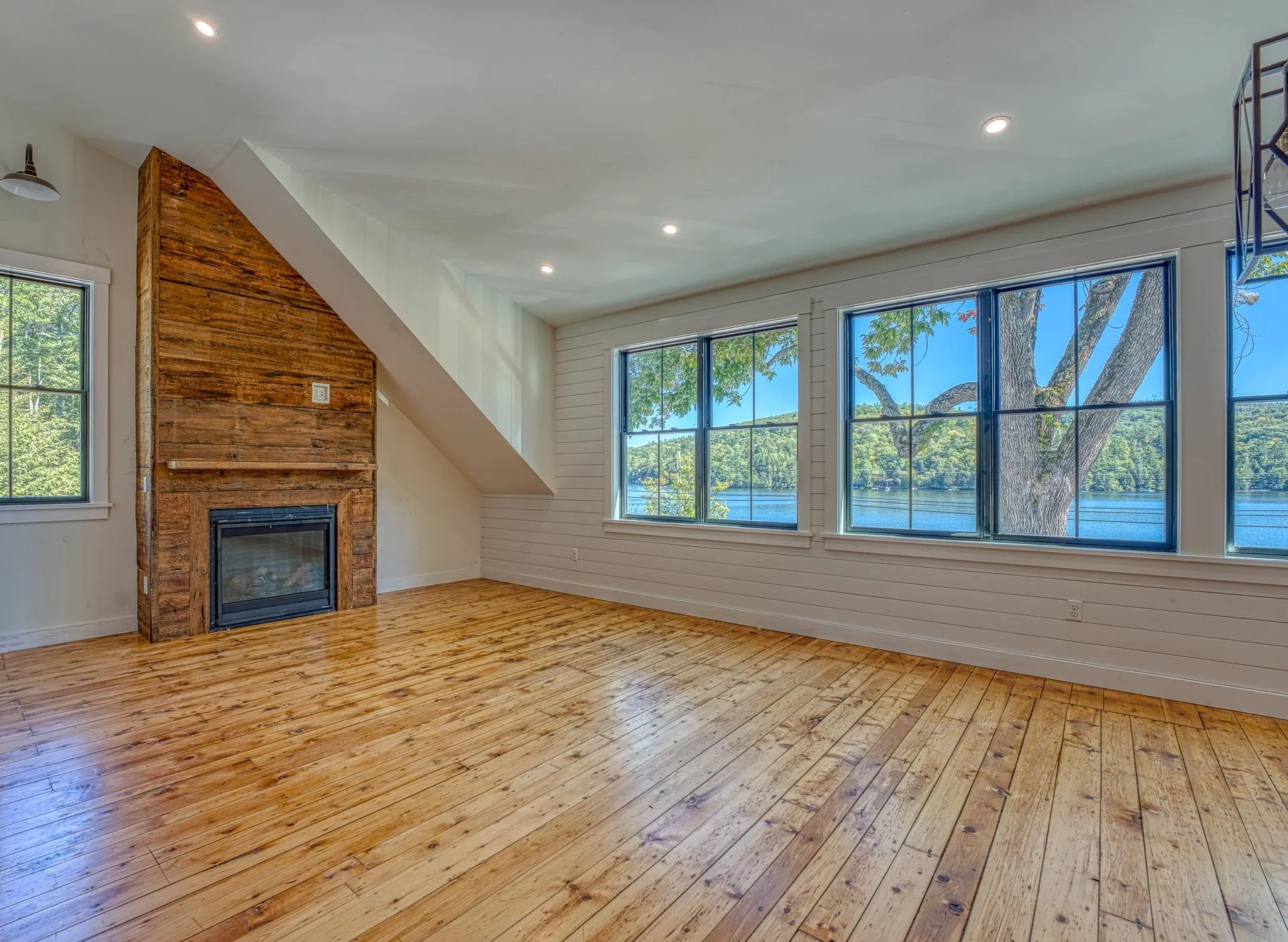 1002 Route 3 Holderness NH 03245