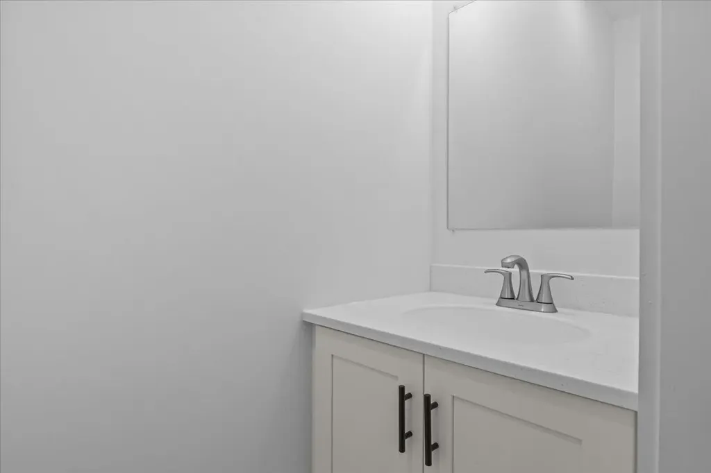 208 Dale Road Burlington VT 05401