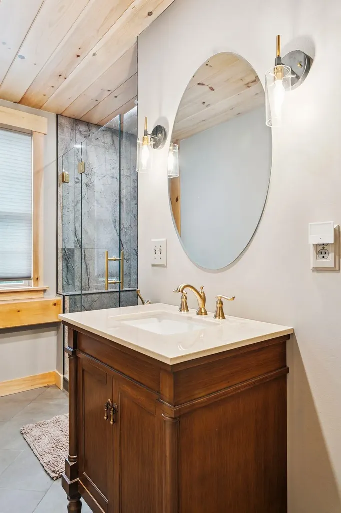 365 Tunnel Stream Road Benton NH 03785