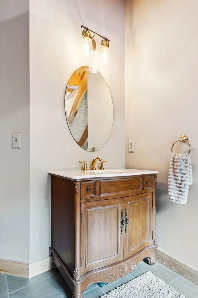 365 Tunnel Stream Road Benton NH 03785