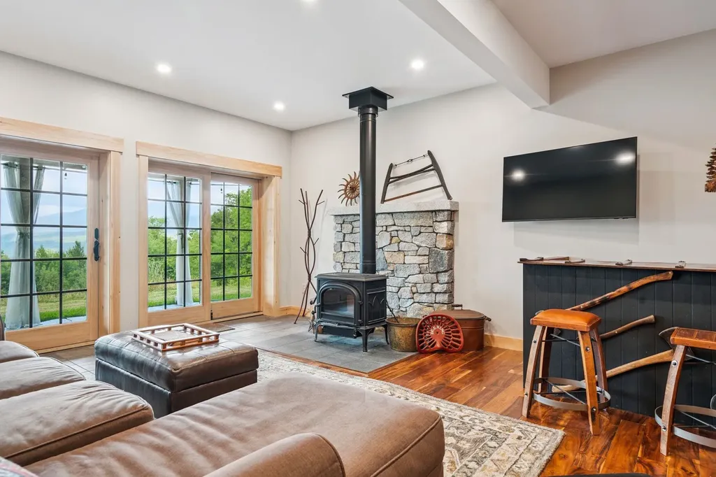 365 Tunnel Stream Road Benton NH 03785