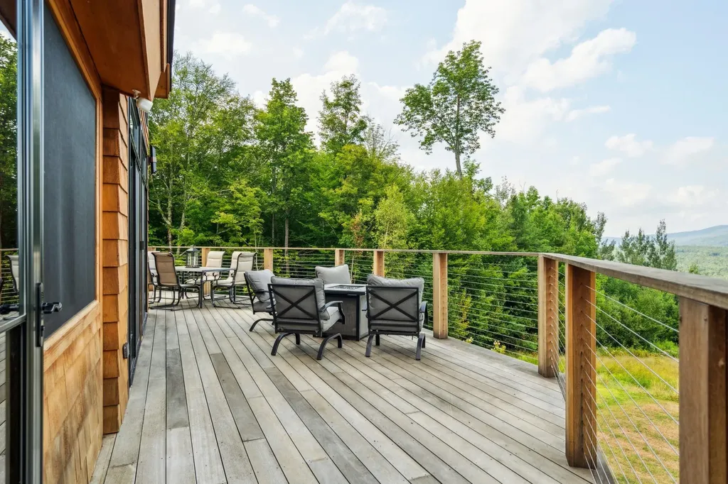 365 Tunnel Stream Road Benton NH 03785