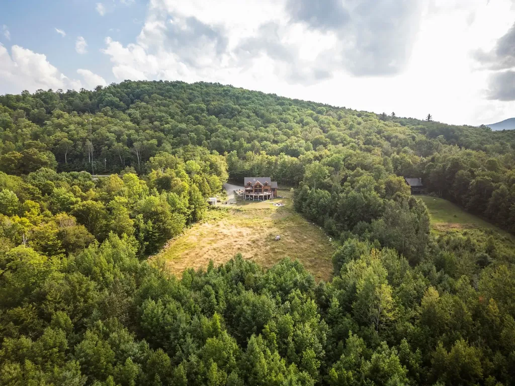 365 Tunnel Stream Road Benton NH 03785