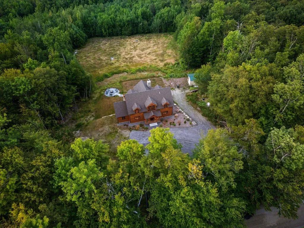 365 Tunnel Stream Road Benton NH 03785