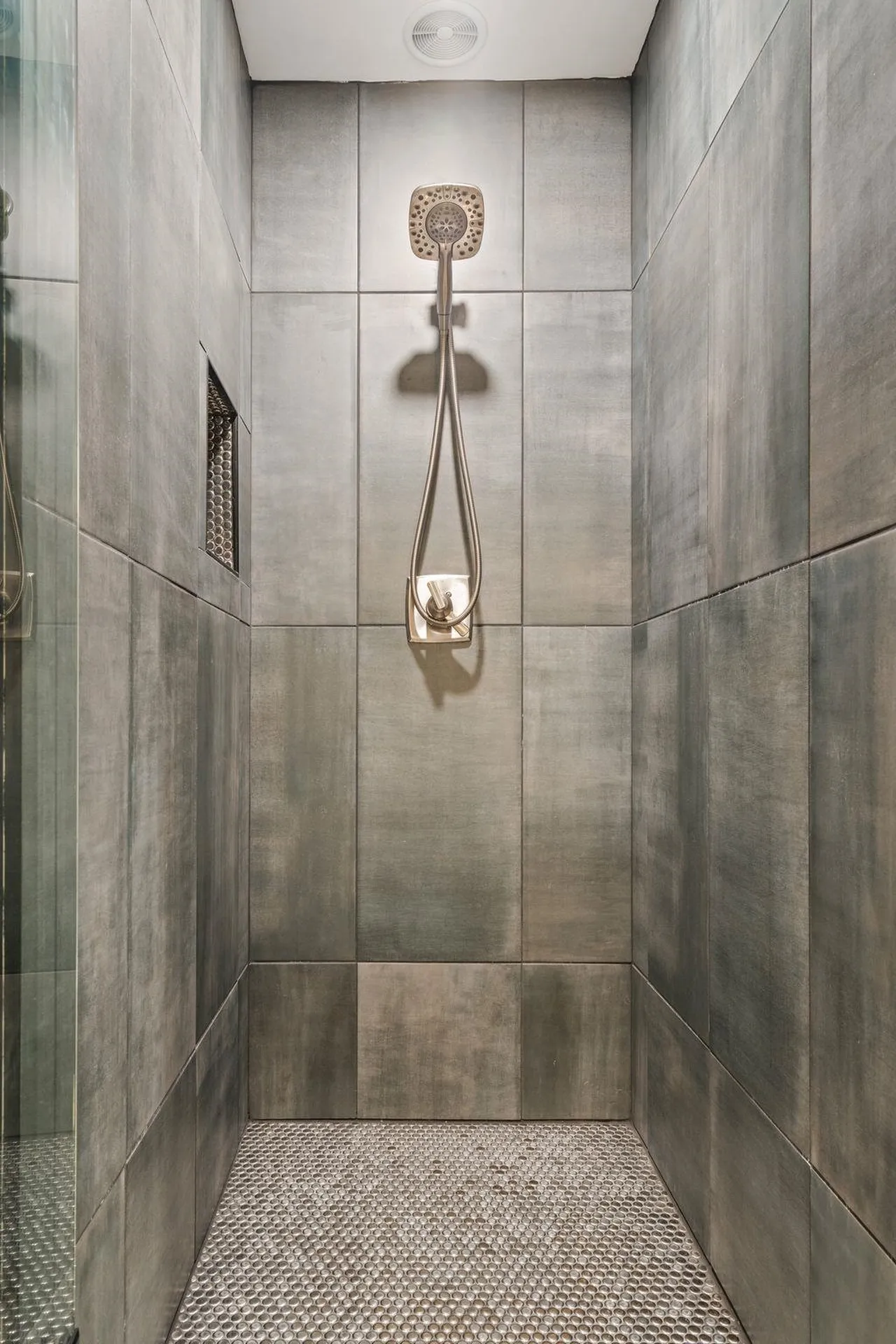 365 Tunnel Stream Road Benton NH 03785