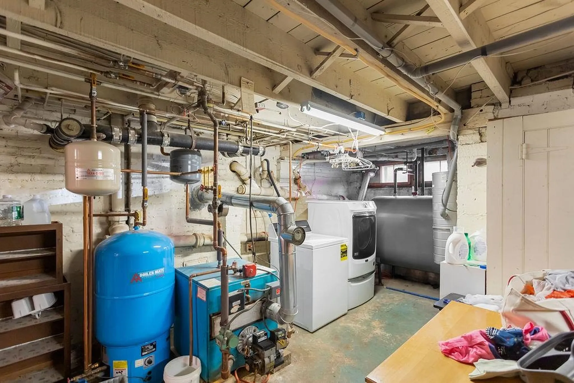 100 Hollis Street Manchester NH 03101