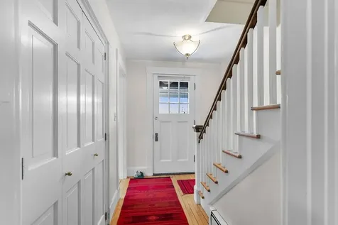 100 Hollis Street Manchester NH 03101