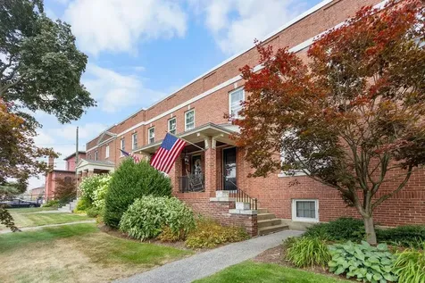 100 Hollis Street Manchester NH 03101