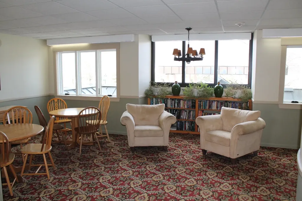 48 Cooper Memorial Drive Lincoln NH 03251