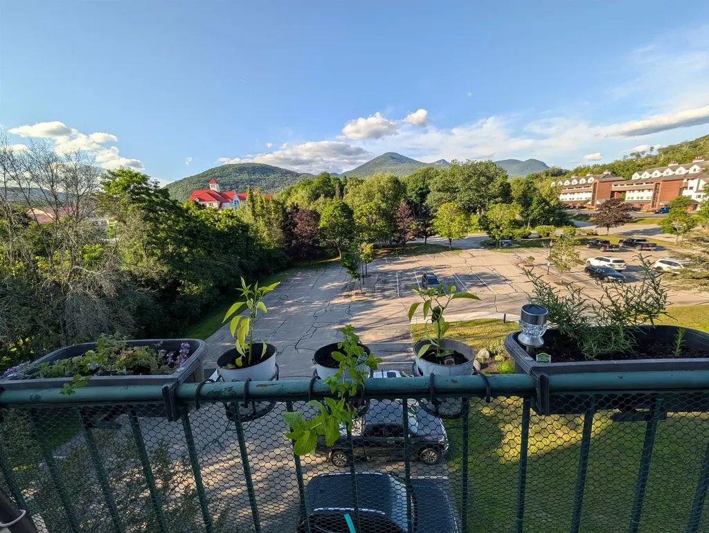 48 Cooper Memorial Drive Lincoln NH 03251