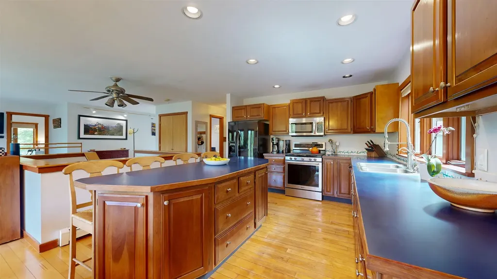 132 Stonefence Road Richmond VT 05477