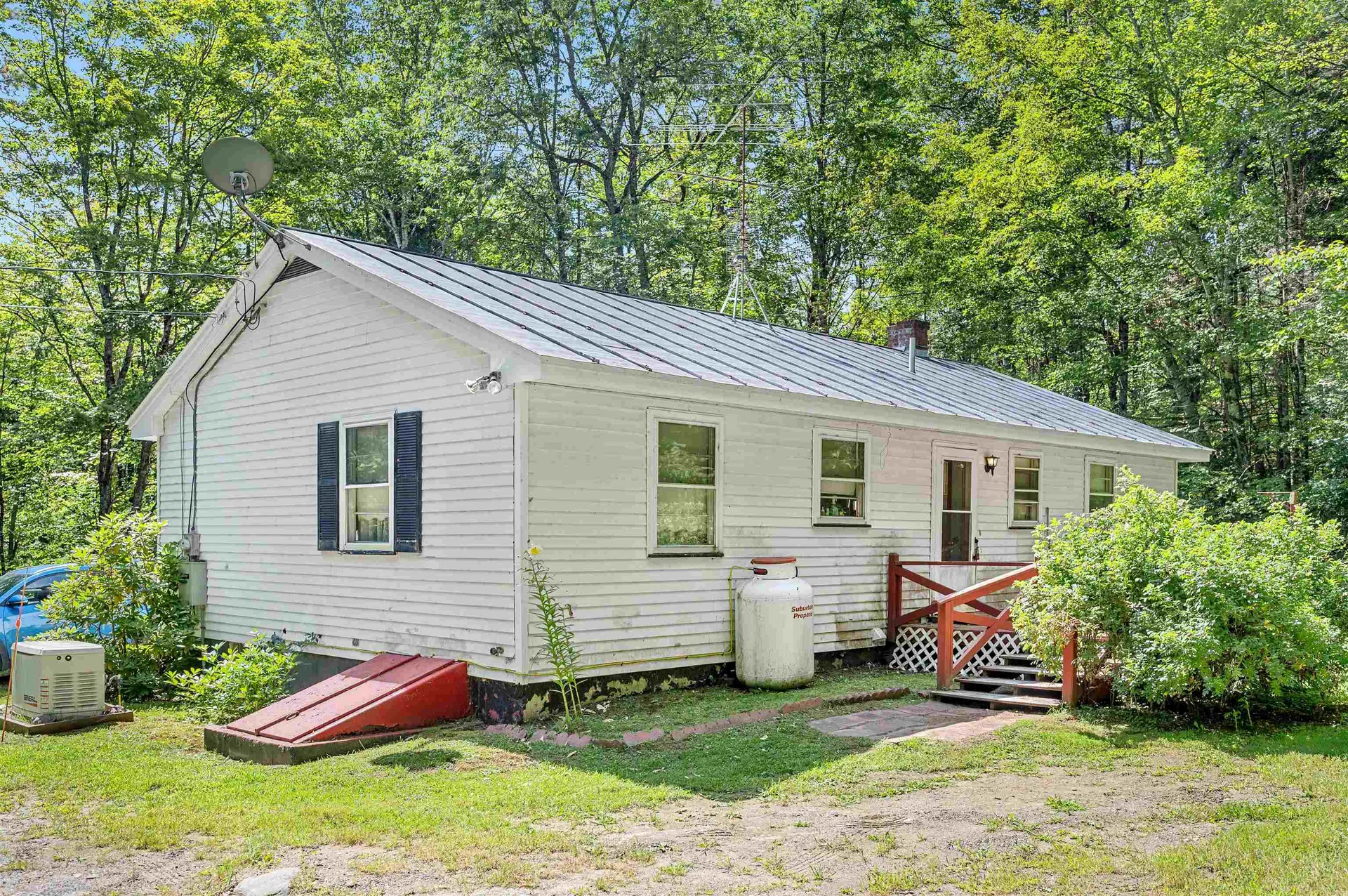 25 Bear Hoot Hollow Washington VT 05675