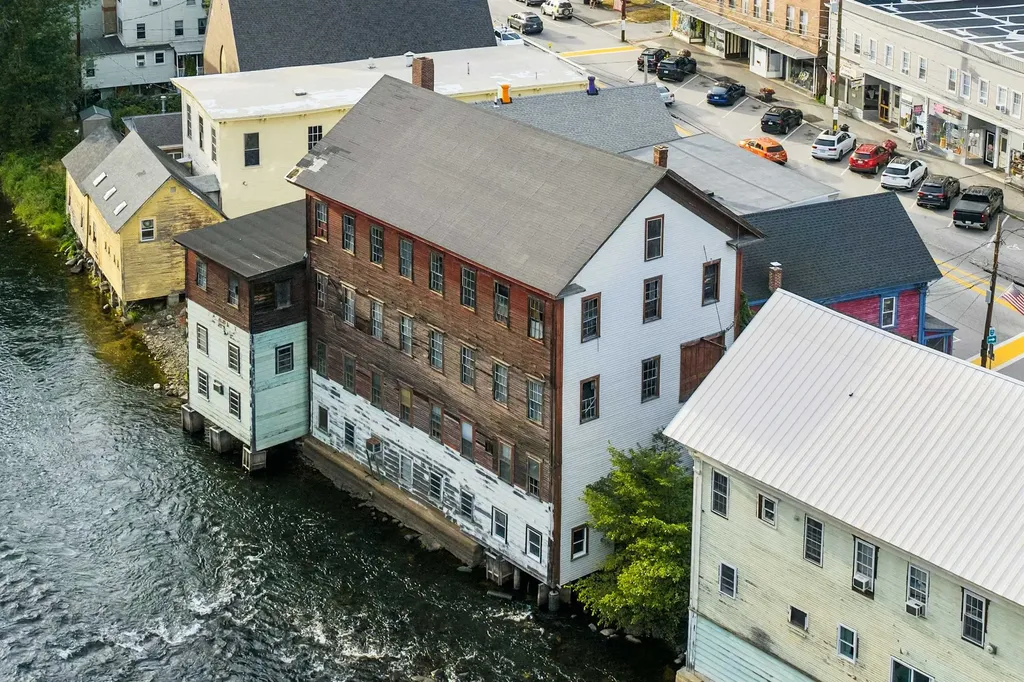 260 Main Street Tilton NH 03276