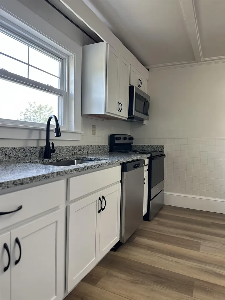 11 Linden Street Somersworth NH 03878